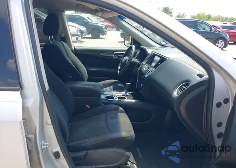 2016 Nissan Pathfinder S from USA, damaged, VIN 5N1AR2MN4GC624514